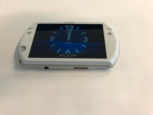 Sony PSP GO, Spelcomputers en Games, Spelcomputers | Sony PSP, Zo goed als nieuw, PSP Go, Wit, Met games, Verzenden
