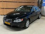 Volvo S80 T4 179pk automaat - bouwjaar 2012 - Zwart met., Beige, 4 cilinders, 179 pk, Zwart