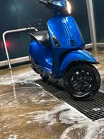 Nette vespa primevera, Fietsen en Brommers, Scooters | Vespa, Ophalen, Zo goed als nieuw, Benzine