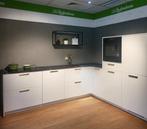 Mooie showroomkeuken helemaal compleet 2.87mx 2.30m, Ophalen, Wit, Hoekkeuken, Nieuw