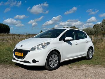 Peugeot 208 1.2 VTI recentelijk natte snaar enz vervangen beschikbaar voor biedingen