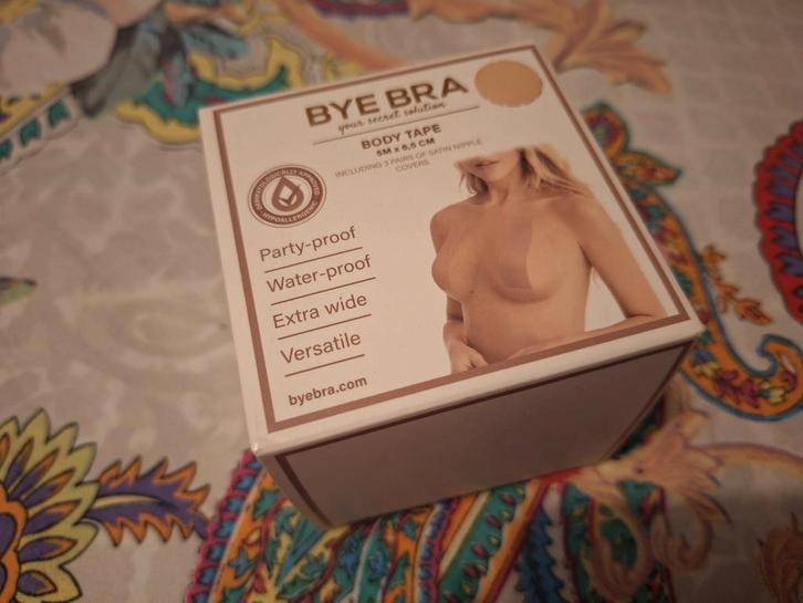 Bye Bra Body Tape - nieuw!, Kleding | Dames, Ondergoed en Lingerie, BH, Beige, Ophalen of Verzenden