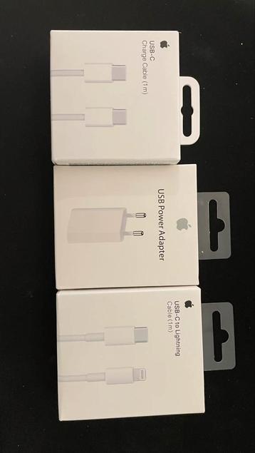Apple Opladers, USB C, Lightning & Adapter beschikbaar voor biedingen