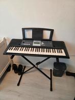 Yamaha Keyboard met Standaard, Muziek en Instrumenten, Keyboards, Ophalen, Aanslaggevoelig, Yamaha, 61 toetsen