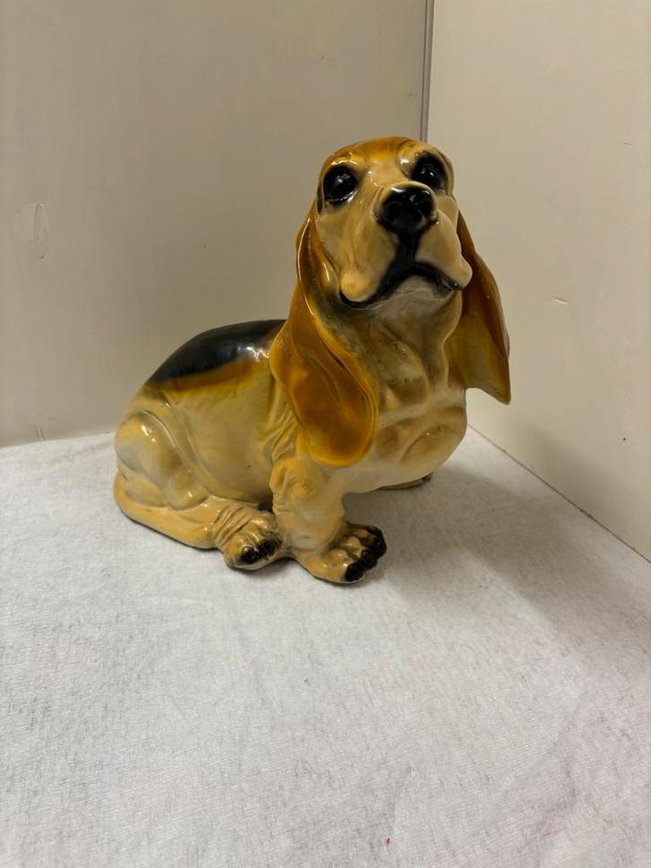 Basset hound beeld, Verzamelen, Beelden en Beeldjes, Zo goed als nieuw, Dier, Ophalen