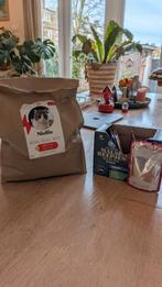Gratis kattenvoer (brokjes + natvoer), Dieren en Toebehoren, Ophalen