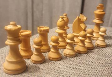 Houten Homas Staunton C beschikbaar voor biedingen