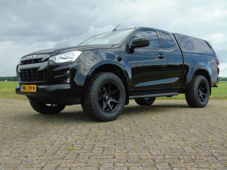 Isuzu D-Max extended cab 4WD LS Automaat, Auto's, Bestelauto's, Bedrijf, Isuzu, Diesel, Automaat, Origineel Nederlands, Zwart