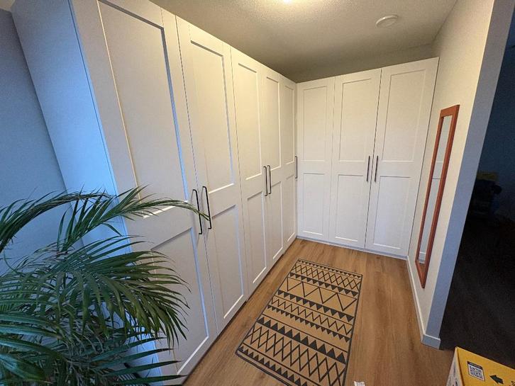 Luxe PAX inloop/hoek-kast met automatische verlichting, Huis en Inrichting, Kasten | Kledingkasten, Zo goed als nieuw, 200 cm of meer