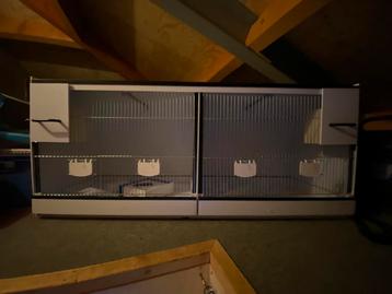 Te koop kweek kooi 1,22 breed 40 cm diep 40 cm hoog beschikbaar voor biedingen