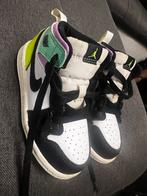 Nike Jordan Schoenen - Maat 25, Ophalen of Verzenden, Zo goed als nieuw, Jongen of Meisje, Sportschoenen