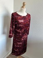 King Louie maat L velvet wijnrode Zoe dress 2534, Maat 42/44 (L), Ophalen of Verzenden, Zo goed als nieuw, Knielengte