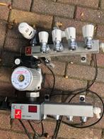 Verdeler voor vloerverwarming 4 groepen, Doe-het-zelf en Verbouw, Verwarming en Radiatoren, Ophalen, 30 tot 80 cm, Gebruikt, Overige typen