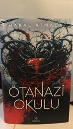 (Turks) boek auteur ️Maral Atmaca, Zo goed als nieuw, Ophalen
