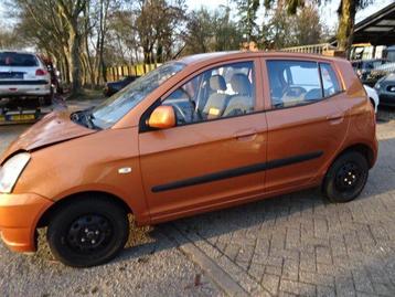 Kia Picanto Bj 2005 155000 km 5 deurs voor demontage. beschikbaar voor biedingen