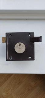 Opdekslot Lips 1753-1, Doe-het-zelf en Verbouw, Hang- en Sluitwerk, Ophalen of Verzenden, Gebruikt, Slot