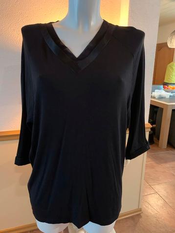 Femilet Zwart T-shirt Satijn Maat 38 beschikbaar voor biedingen