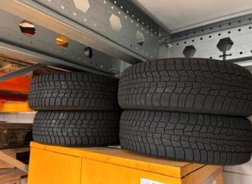 goede banden 2 stuks 185/60 R15 5mm.profiel beschikbaar voor biedingen