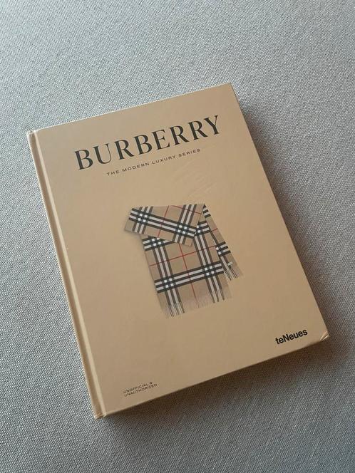 Nieuw groot koffietafelboek van Burberry - teNeues, Boeken, Kunst en Cultuur | Fotografie en Design, Nieuw, Overige onderwerpen
