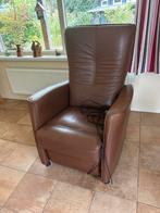 Bruine Leren Prominent Sta-op Stoel, Huis en Inrichting, Fauteuils, Ophalen, Gebruikt, Leer, 75 tot 100 cm