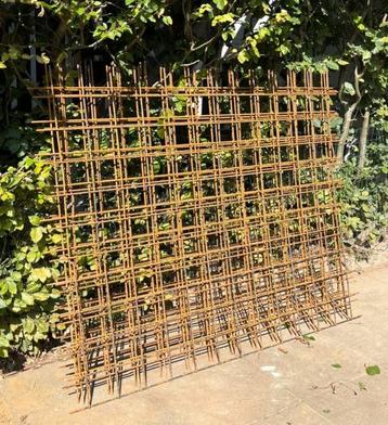 Te Koop Gevraagd Betonijzer Betonmatten  beschikbaar voor biedingen