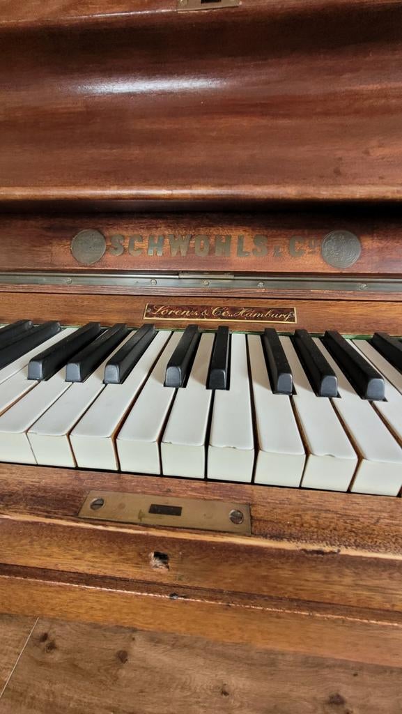 Schitterende Schwohls & Co piano, Muziek en Instrumenten, Piano's, Ophalen, Gebruikt