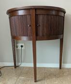 Halfrond kast met leuk design., Ophalen, Gebruikt, 50 tot 100 cm, 50 tot 100 cm
