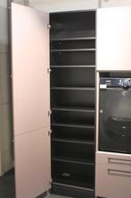 dM13 Geïntegreerde kastenwand voor functionele bijkeuken, Huis en Inrichting, Kasten | Wandmeubels, Ophalen, Overige materialen