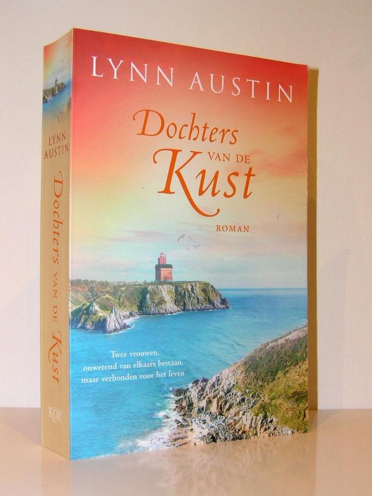 Lynn Austin - Dochters van de kust (christelijke roman), Boeken, Romans, Zo goed als nieuw, Amerika, Ophalen of Verzenden