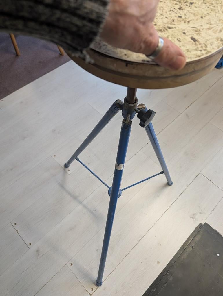 Boetseerbok, verstelbaar en zeer degelijk, Ophalen