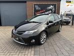 Toyota Auris Touring Sports 1.8 Hybrid Executive*Leer*Navi*C, Gebruikt, Zwart, 4 cilinders, Parkeerassistent