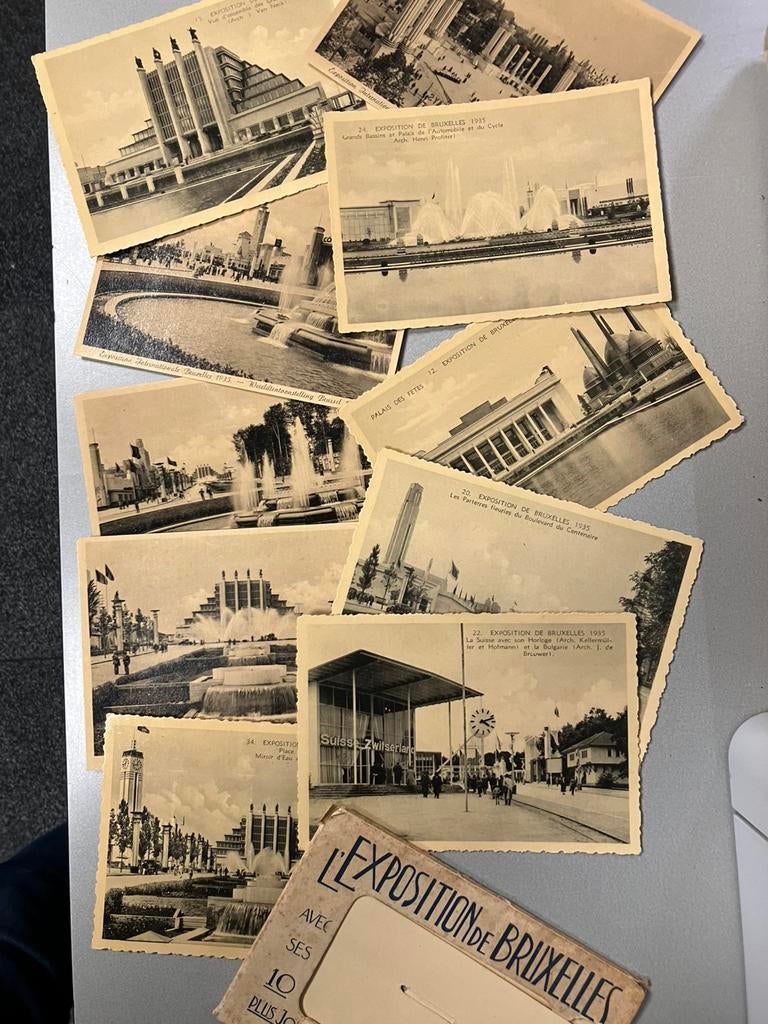Brussel 1935 , 1 + 10 mooie ansichtkaarten onbeschreven, Verzamelen, Foto's en Prenten, Ophalen of Verzenden, Voor 1940, Zo goed als nieuw