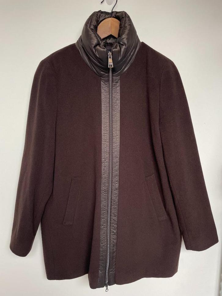 Fuchs Schmitt bruine jas wol kasjmier maat 40 hoge kraag, Kleding | Dames, Jassen | Winter, Zo goed als nieuw, Maat 38/40 (M)