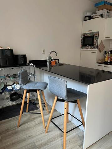 Bar Chairs / barstoelen