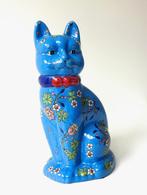 Porselein beeld van zittende blauwe kat stijl Longwy 3953-k, Antiek en Kunst, Antiek | Keramiek en Aardewerk, Ophalen of Verzenden
