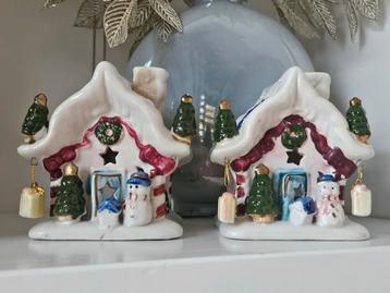 Vintage Kerst Huisjes Porselein - Set van 2 beschikbaar voor biedingen