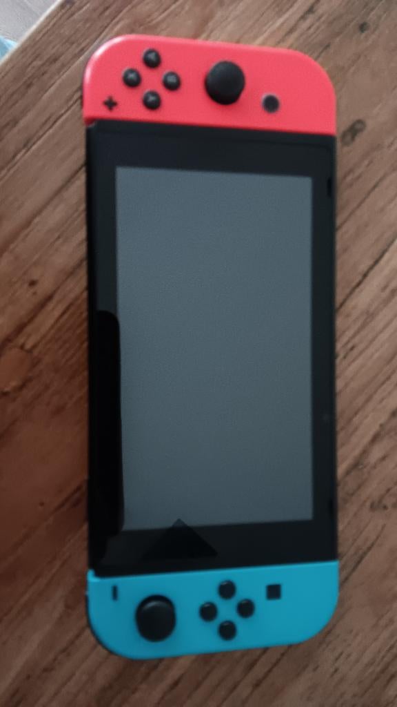 Nintendo Switch, Spelcomputers en Games, Ophalen of Verzenden, Gebruikt, Met 2 controllers, Switch Original