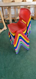 6 Kleurrijke Kinderdagverblijf Stoeltjes - Gebruikt, Ophalen, Kunststof, Gebruikt, Overige kleuren