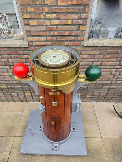 Antieke Observator zuilkompas., Watersport en Boten, Navigatiemiddelen en Scheepselektronica, Zo goed als nieuw, Gps of Kompas