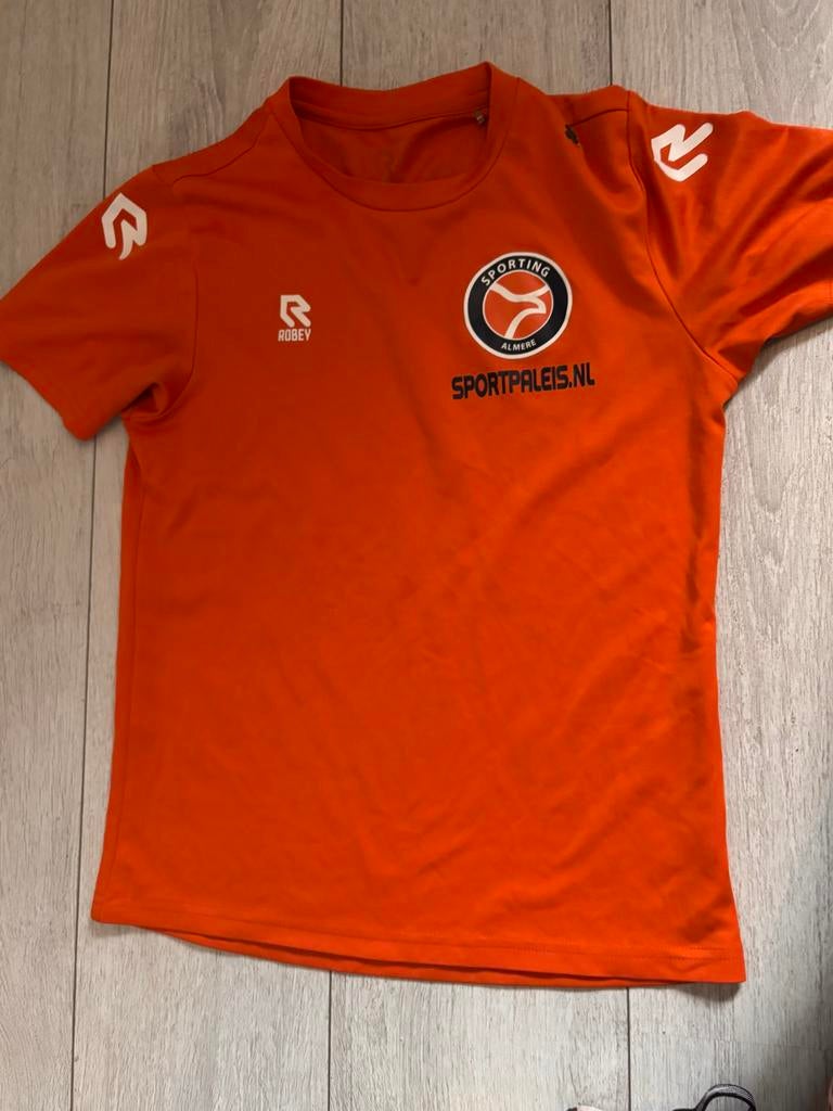 Trainingshirt Sporting Almere, Ophalen of Verzenden, Zo goed als nieuw, Shirt