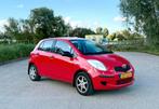 Toyota Yaris 1.0 12V Vvt-i 5DR Terra 2007 Rood, Voorwielaandrijving, Emergency brake assist, Handgeschakeld, 19 km/l