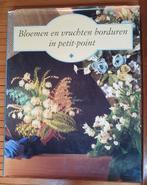 bloemen en vruchten borduren in petit point borduurboek, Verzenden, Zo goed als nieuw, Patroon