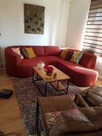 Comfortabele organische rode hoekbank, Huis en Inrichting, Banken | Bankstellen, Ophalen, 250 tot 300 cm, Hoekbank, 75 tot 100 cm