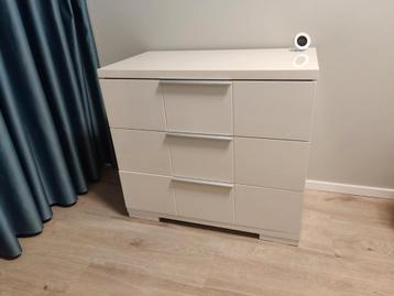 Commode en ledikant - Interbaby beschikbaar voor biedingen