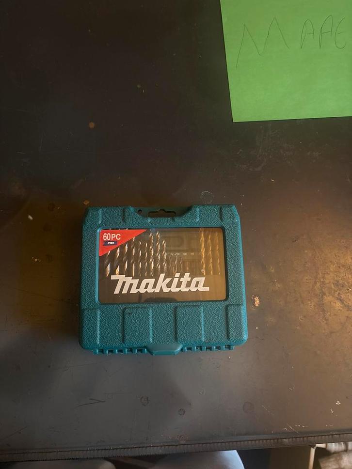 Makita Bitset - 60 & 75 Delig - Gebruikt., Doe-het-zelf en Verbouw, Gereedschap | Boormachines, Nieuw, Boormachine, Ophalen of Verzenden