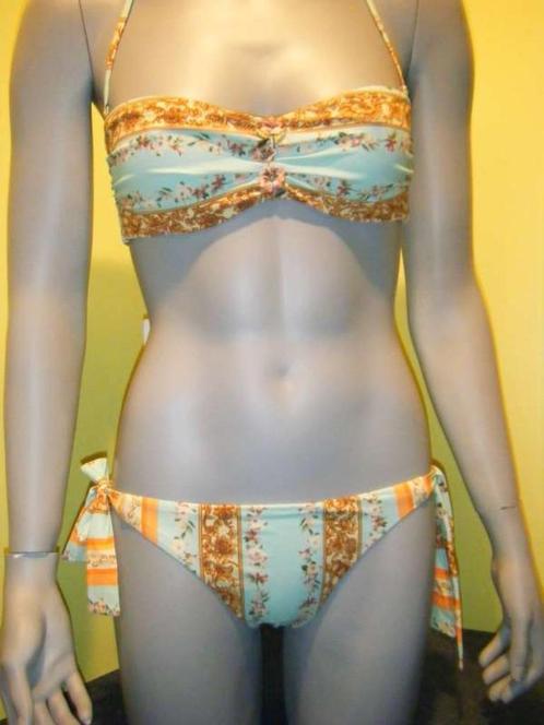 Raffaela d'Angelo bikini blauw S € 240.00, Kleding | Dames, Badmode en Zwemkleding, Nieuw, Bikini, Blauw, Verzenden