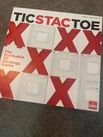 Tic Tac Toe Stackable 3D Strategie Spel, Hobby en Vrije tijd, Gezelschapsspellen | Bordspellen, Een of twee spelers, Ophalen of Verzenden