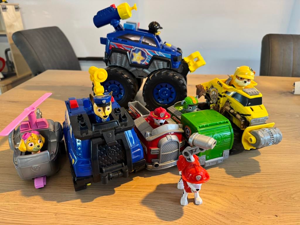 Paw patrol autos, Kinderen en Baby's, Speelgoed | Actiefiguren, Ophalen of Verzenden, Gebruikt
