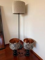 Staande lamp met prachtige kap en 2 tafellampjes nieuw, Huis en Inrichting, Lampen | Vloerlampen, Ophalen, Nieuw, 150 tot 200 cm