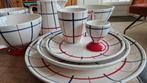 Mooi compleet servies 38-delig – wit met rood/blauw patroon, Ophalen, Overige stijlen